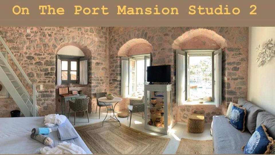 On The Port Mansion Studio 2 Hydra Ngoại thất bức ảnh
